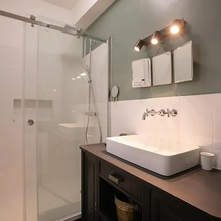 アパート La Luciole