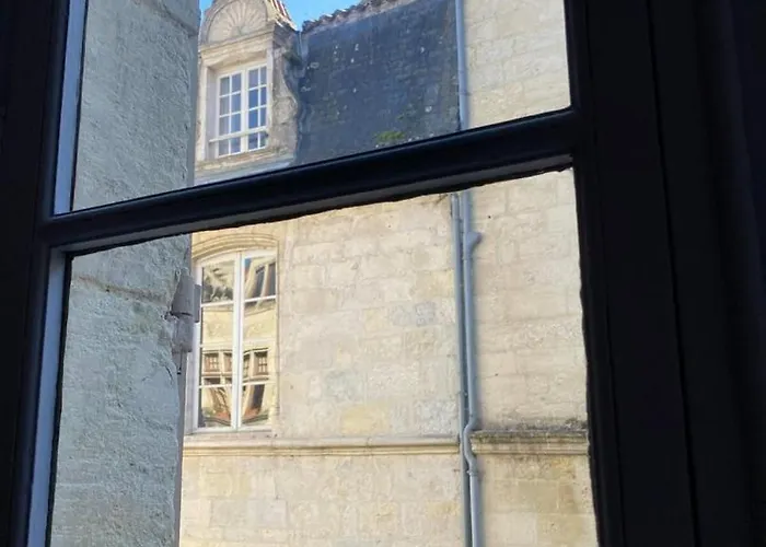 La Luciole アパート ペリグー